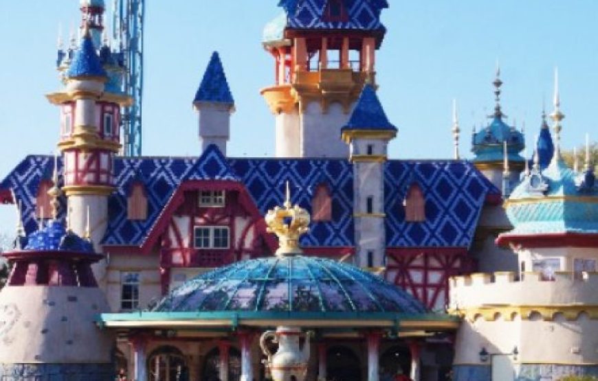 15 August : Annual Trip to PLOPSALAND (Belgium’s own Disneyland)