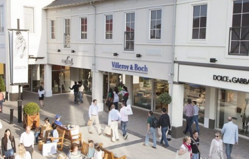 April 02 : GIRLS ONLY TRIP : Roermond Designer Outlets Village